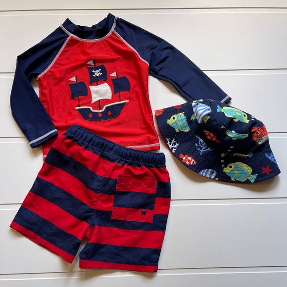 Gymboree rashguard top, swim trunks & reversible hat - Picture 2 of 2